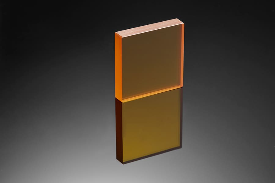 사각형 창 조각