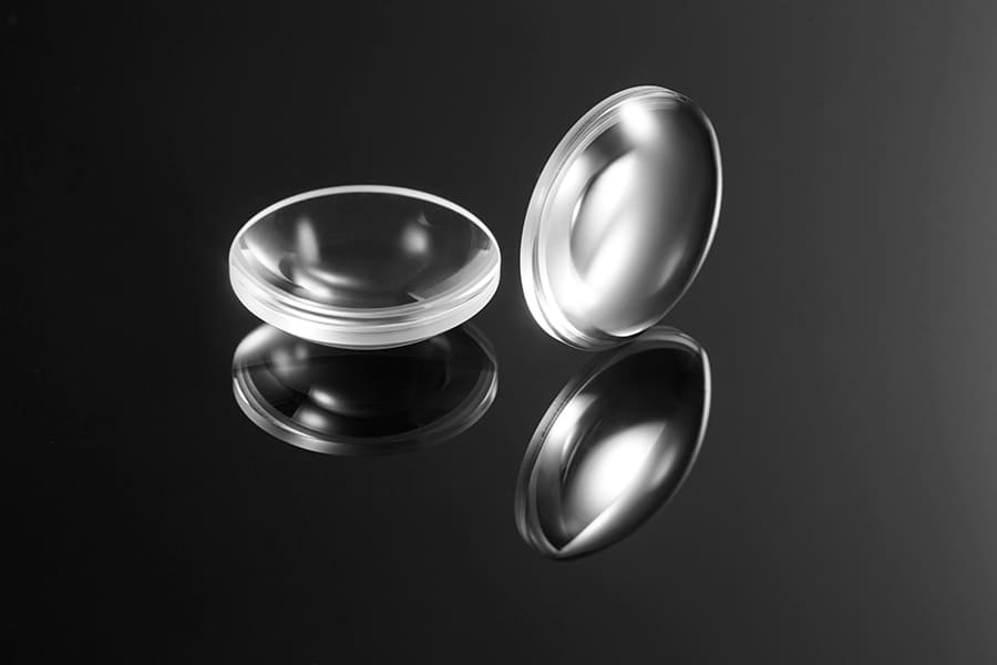 구부러진 달 렌즈